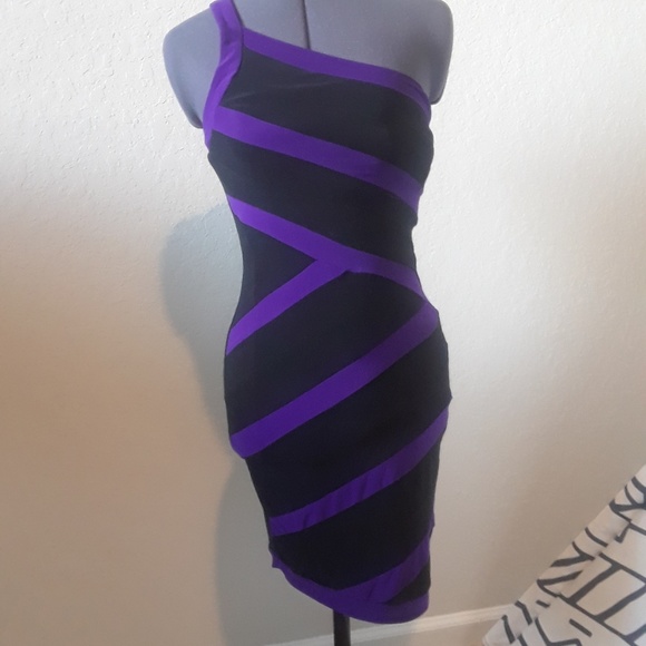 B Darlin Dresses & Skirts - 🔥SALE🔥Bodycon Black & Purple One‎ Shoulder Dress